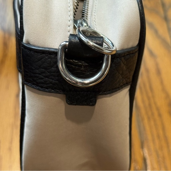 Lululemon Now and Always Crossbody - Picture 3 of 9